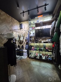 Сдаётся в аренду магазин.