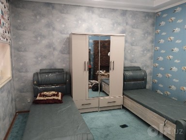 Bez makler. Politexga yaqin hovli uyga ijaraga faqat qizlar qo‘yiladi