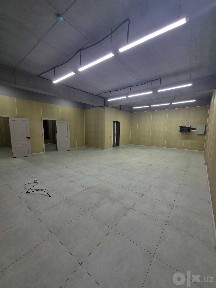 СДАЁТСЯ КОММЕРЧЕСКОЕ ПОМЕЩЕНИЕ 130м2 Шайхантахурский р-н Гунча метро