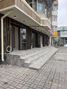 Нежилой Чорсу 2/1/4 тайер арендатор бор 108000уе
