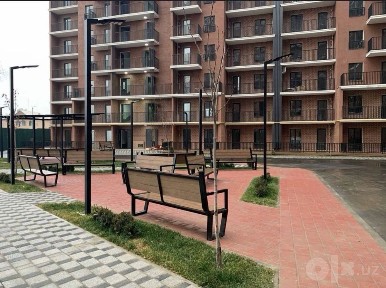 Продается 1 комнатная новостройка с ремонтом голден хаус