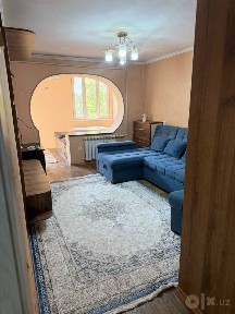 Буюк ипак йоли метроси йонида 3 хона сотилади