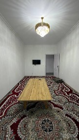 Sokin makonda ikki xonali kivartirani 1 ta xonasiga sherikchilikga