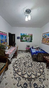 СРОЧНО ! Продается квартира в Яшнабаде 1/4/5 ( 40 кв/м) ЖК Обод Макон