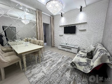 Сдаётся квартира Чиланзар 1 квартал 2/3/4 кирпич 2×4 балкон