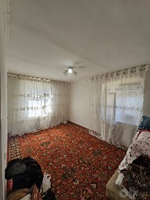 Kunduzgi talaba qizlarga (ochniy) ijaraga joy