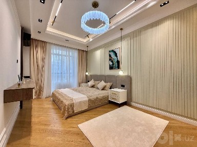 3-комнатная квартира 84 м² Буюк Ипак Йули метро, Сайрам