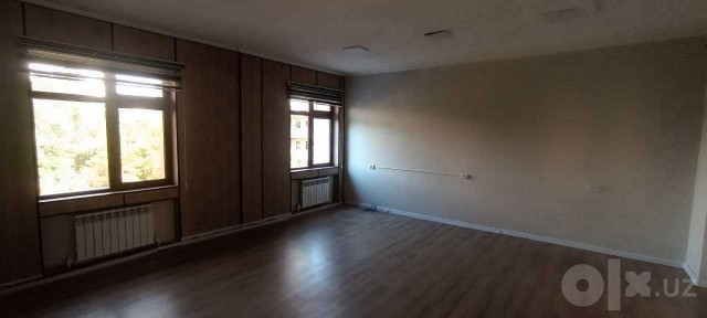 Аренда в центре 800 кв. м. под офис, уч. центр, рядом метро 
