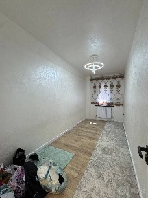 Sebzor 4 xona 1 etaj sotiladi
