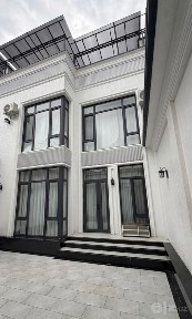 6-комн. премиум-дом в Уч Кахрамон (своя, хозяин )
