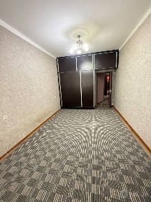 Faqat qizlarga sergeli oʻzgarish metrosi yaqinida