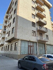 Buxoro shaharda kvartira 1 xonali 2 xonali magazin podval sotiladi