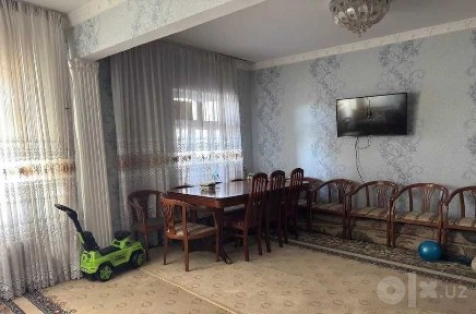 Продаётся 4/5/5 Ахмад Югнаки Среднее состояние Ориентир 120 школа