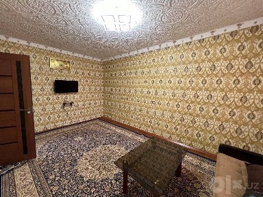 Сдается 3х комнатная квартира С обстановкой в горде Алмалыке