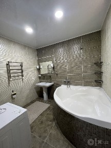 oila yoki biznesga ijaraga beriladi 5 xona yangi uzb 2.5 km M.Ulugbek