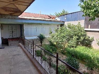 Uchqahramon, Taraqiy Mahalla Uchaska №1 Botir Achchiq OSh