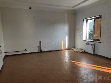 Зангиота тумани Қуёшли МФЙда 3 хонали ҳовли -жой ижарага берилади