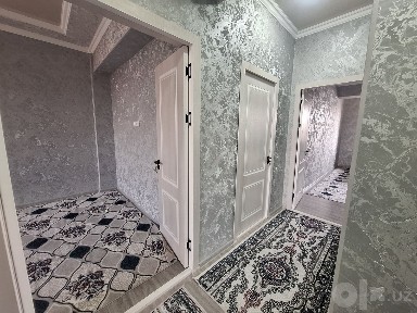Fargʻona shaxri markazidan 3 xonali 70.88 m² kvartira sotiladi