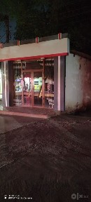 Maktab yonidagi Magazin sotiladi Yo'l bo'yidagi magazin parkovkasi bor