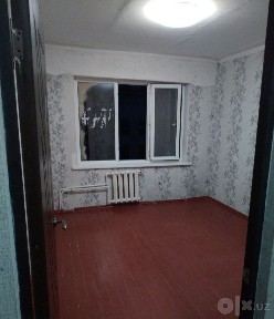 Продаю 1/4/4, бывшие общежитие! Лисунова 1.