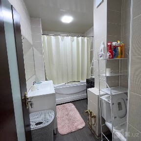 Метро Чиланзар Ц квартал. Продается квартира 2 комнаты 73 квадрата