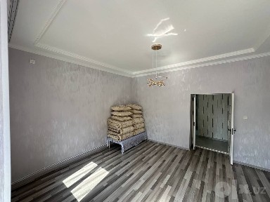 Продается дом 3 комнаты, 1 сотка Ор Миробадский района ул Инакобод