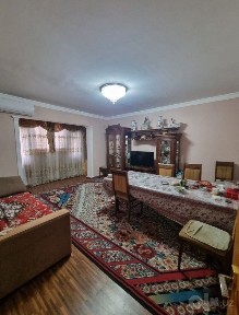 Продаётся 2х-комнатная Чехова Айбек 60