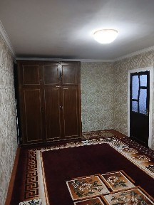 САМАРКАНД шахр пединистут якинида 1хонали квартира сотилади йулниусти