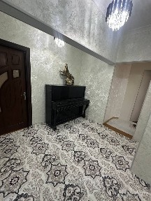 Shahar markazidan 3 xonali uyimiz sizlar uchun sotuvga chiqti