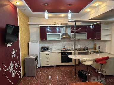 2/4/9 La Piola, Госпитальный, м. Ойбек, Сев. вокзал, Мирабадский р-н