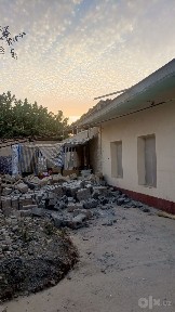 Sartepoda arzon hovli Bozorcha yonida