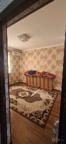 Qonirat rayoni Ushenskiy de Dom satiladi