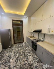 Олмазор Беруний метро якинида арендага квартира бери