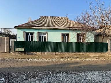 Уй сотилади 19 сутих