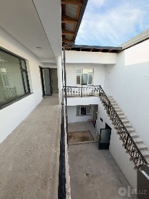 Keles kirovda 1.6 sotix, 6 xonali uy sotiladi