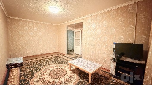 Zudlik bilan frunze massifda 1 xonali kv ijaraga beriladi