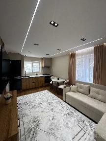 2-х комнатная на Максима Горького ID: 8855