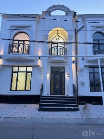 Продается таунхаус в мирзо улугбекском районе
