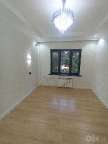 Продается 2-х ком. квартира. М. Феруза Эко-базар