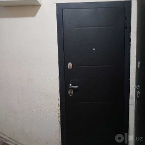 сдам в аренду 1 ком, кв в центре г. Чирчик