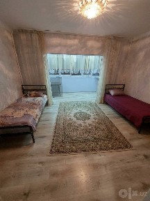 Срочно. Чиланзар-20.А. 2-комнатная. С новый евро рем и мебель техника