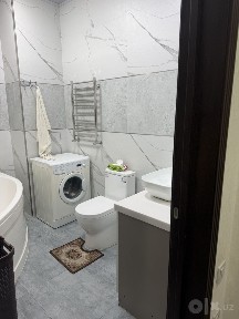 sagbon 3 xona uy sotiladi