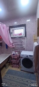 Продаётся 4х ком. квартира, 4 этаж, 4х этажного дома. Паркентский базар