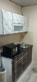 Продам спутник2 3ком 1этаж 2этажки с ремонтом дом деревянный