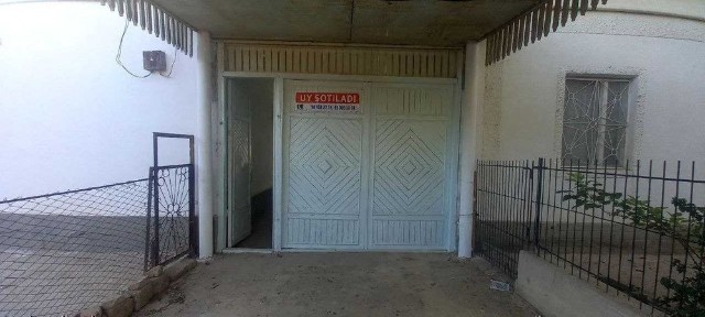 Карши шахрида, Механизатордан УЙ СОТИЛАДИ